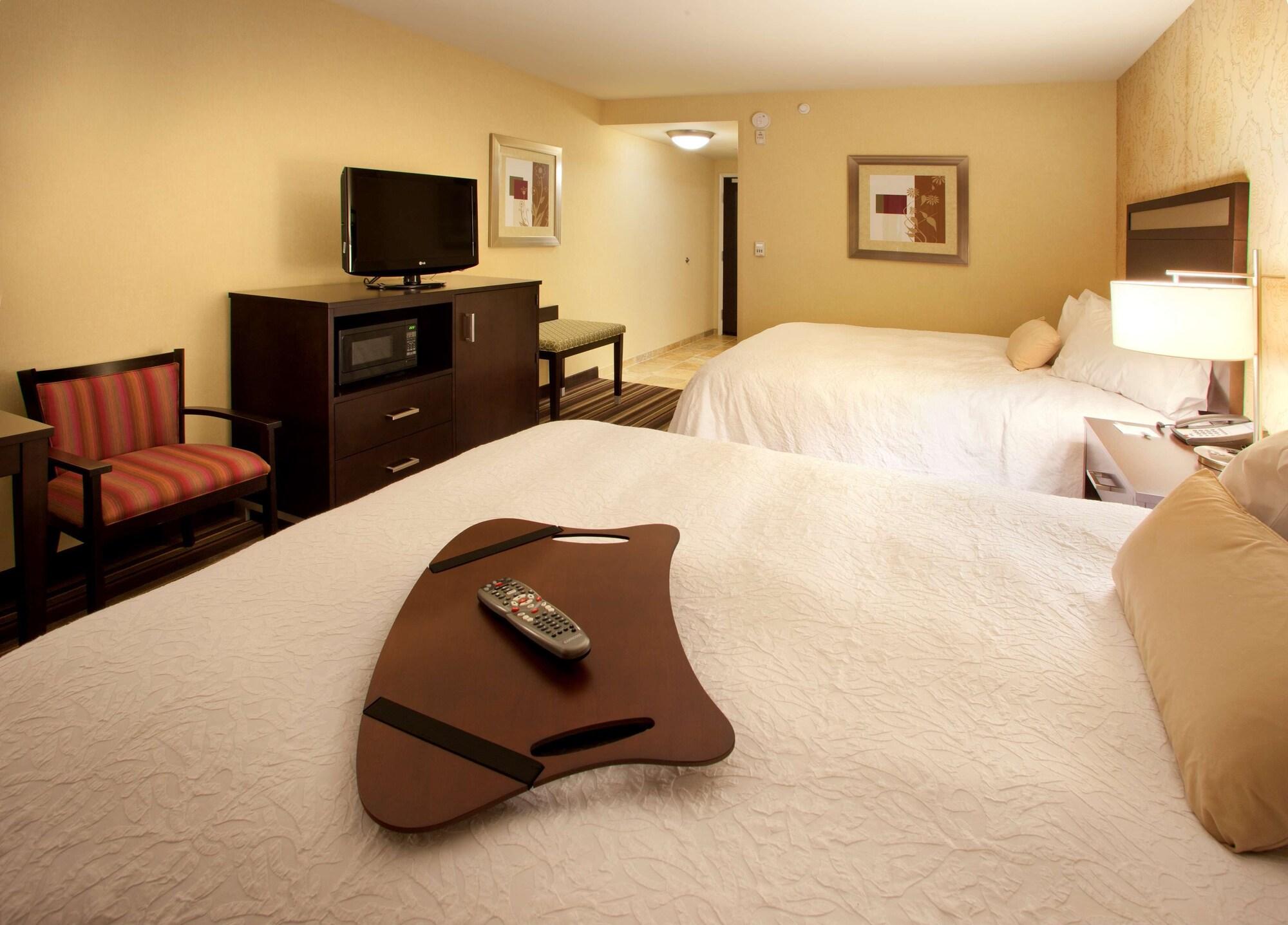 Hampton Inn & Suites Seattle/Федерал Уей Екстериор снимка