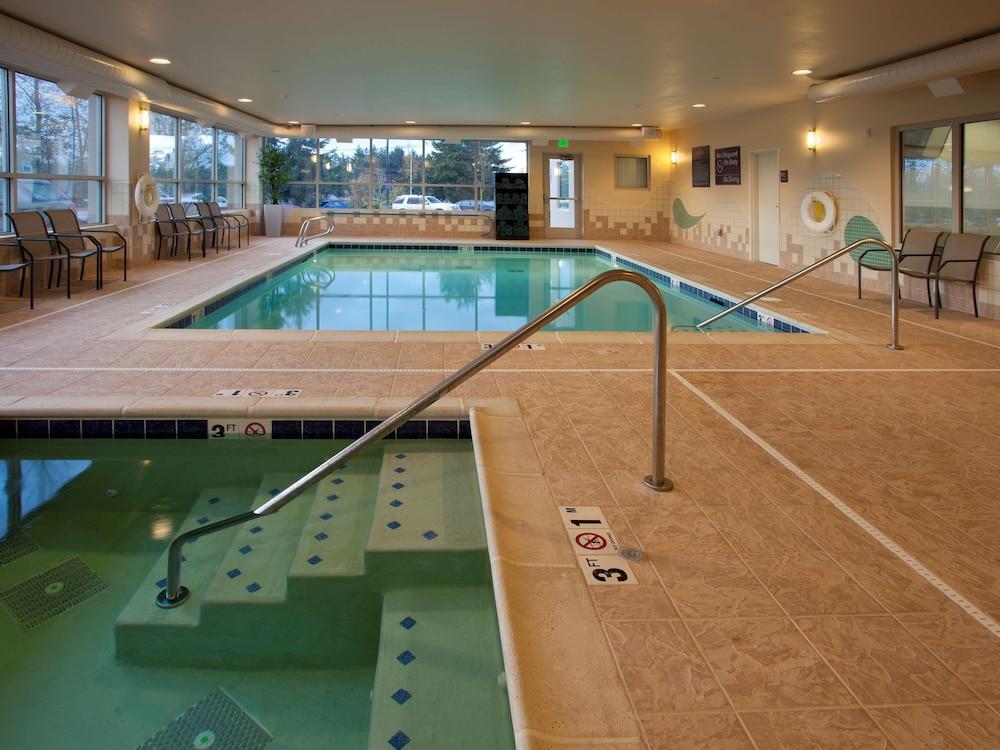 Hampton Inn & Suites Seattle/Федерал Уей Екстериор снимка