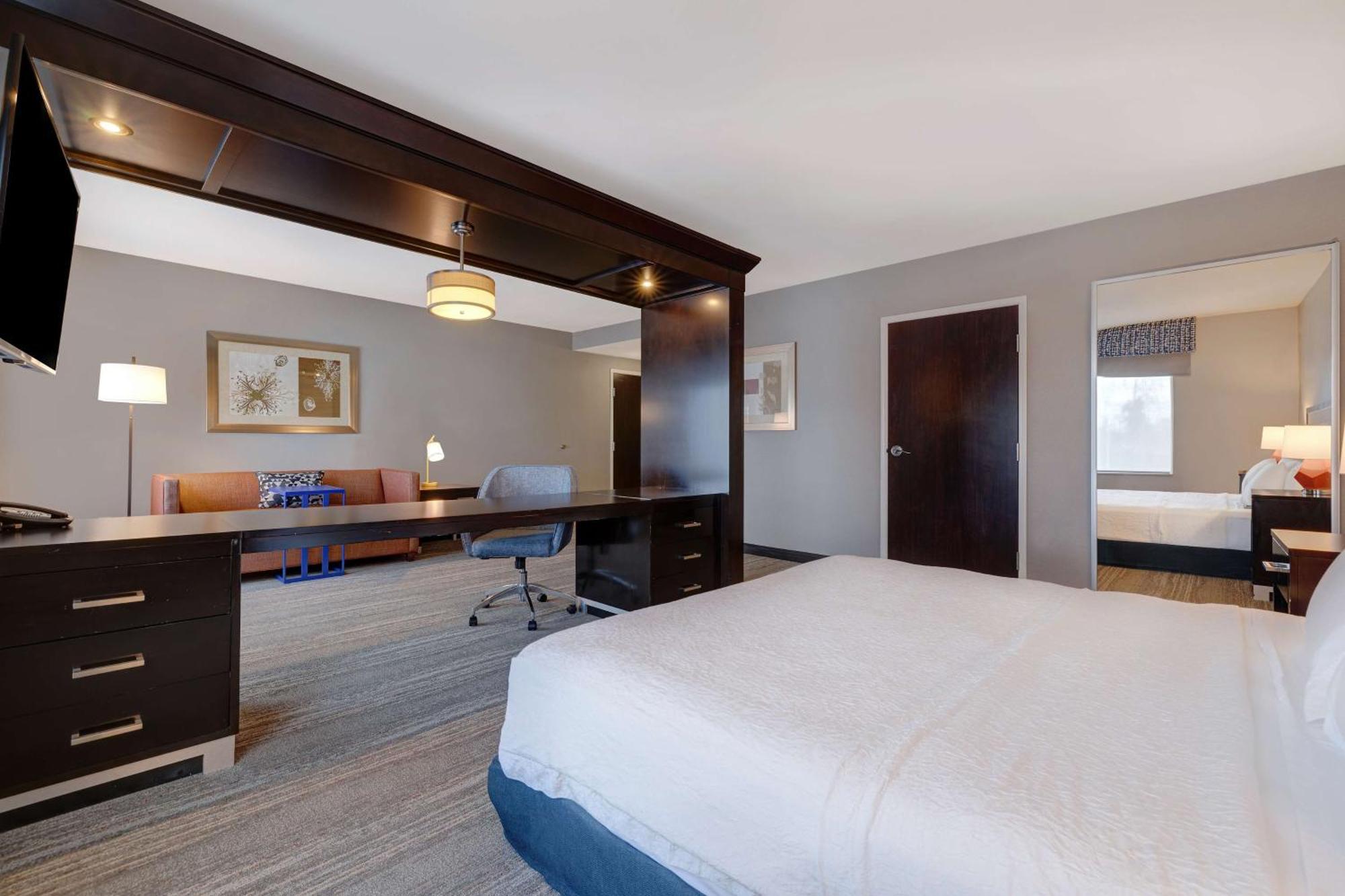 Hampton Inn & Suites Seattle/Федерал Уей Екстериор снимка